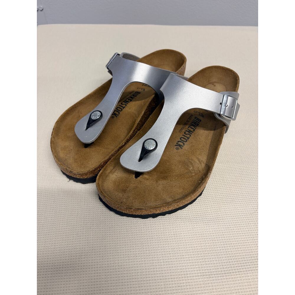 Birkenstock Gizeh Silver Metallic Thong Sandals Size 41 - Picture 3 of 5